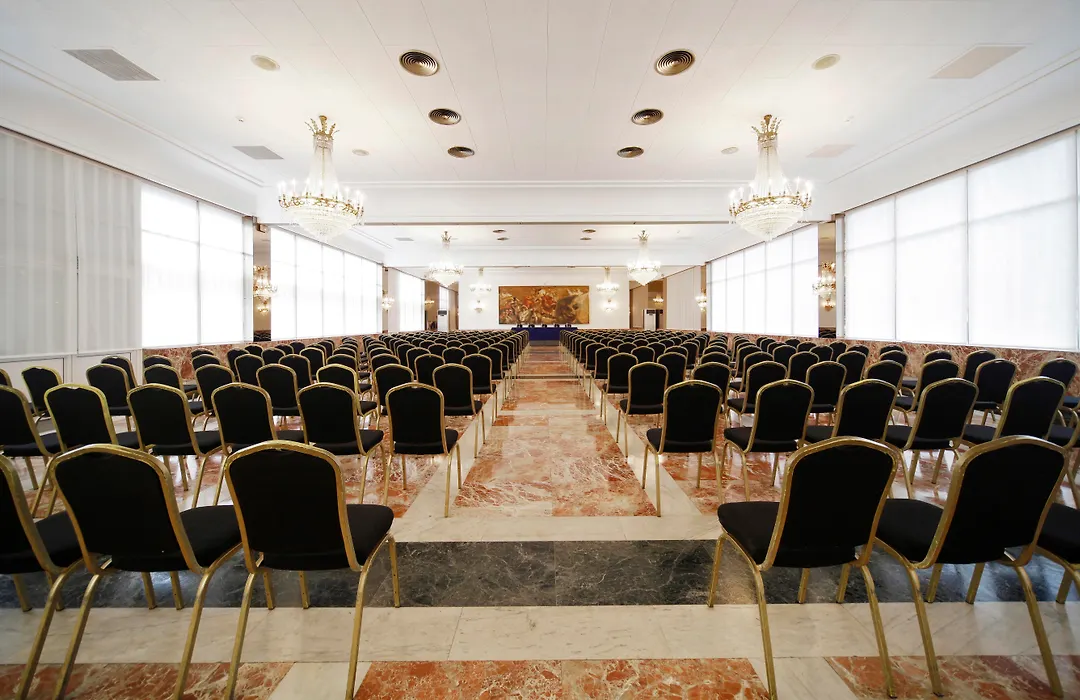 Hotel Tres Reyes Pamplona-1